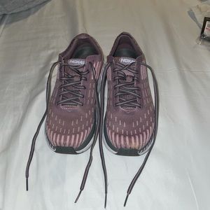 Hoka one size 6.5
